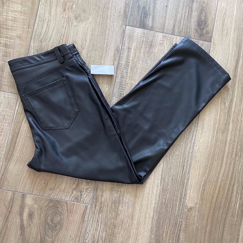 Kensie Black Vegan Leather Crop Pants 12/31